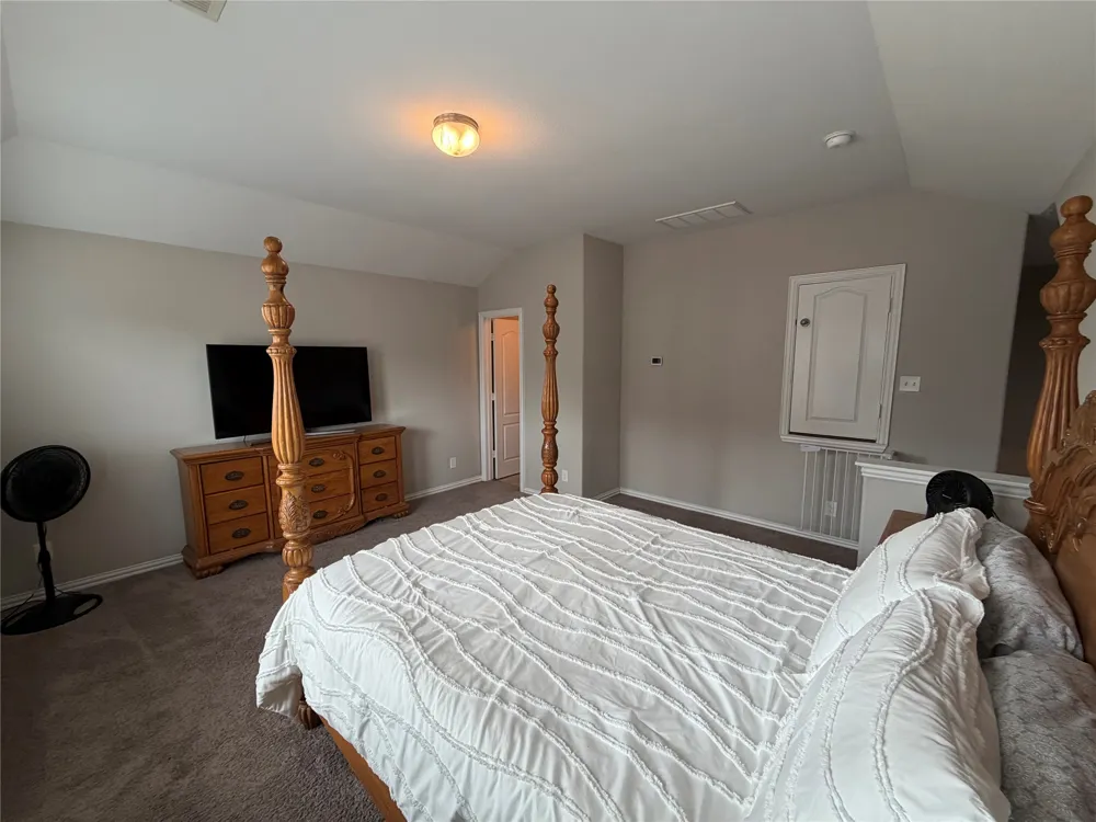 114 Woodridge Crossing Clute, TX 77531