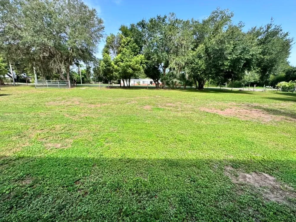 3904 CORK ROAD Plant City, FL 33565