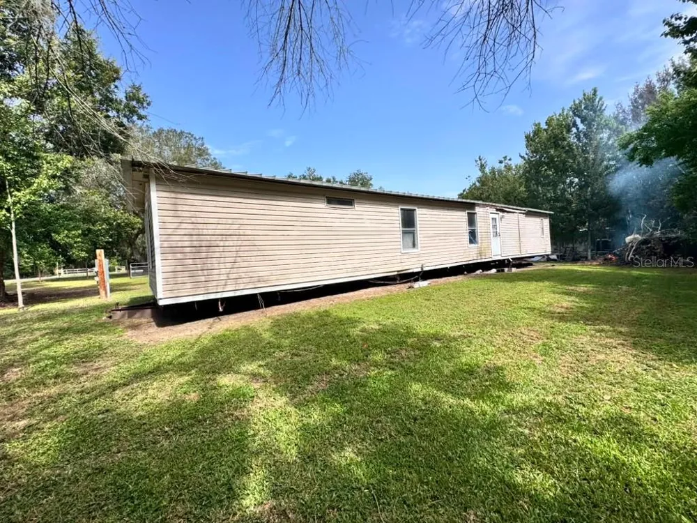3904 CORK ROAD Plant City, FL 33565