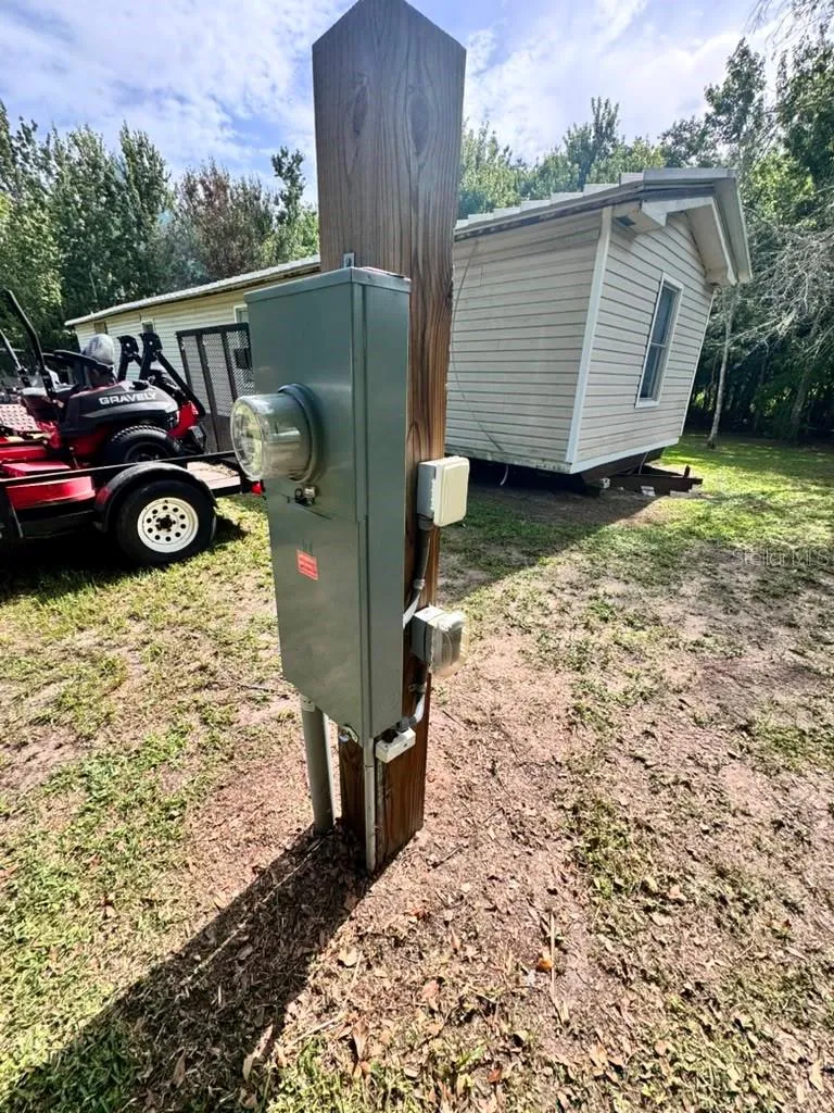 3904 CORK ROAD Plant City, FL 33565