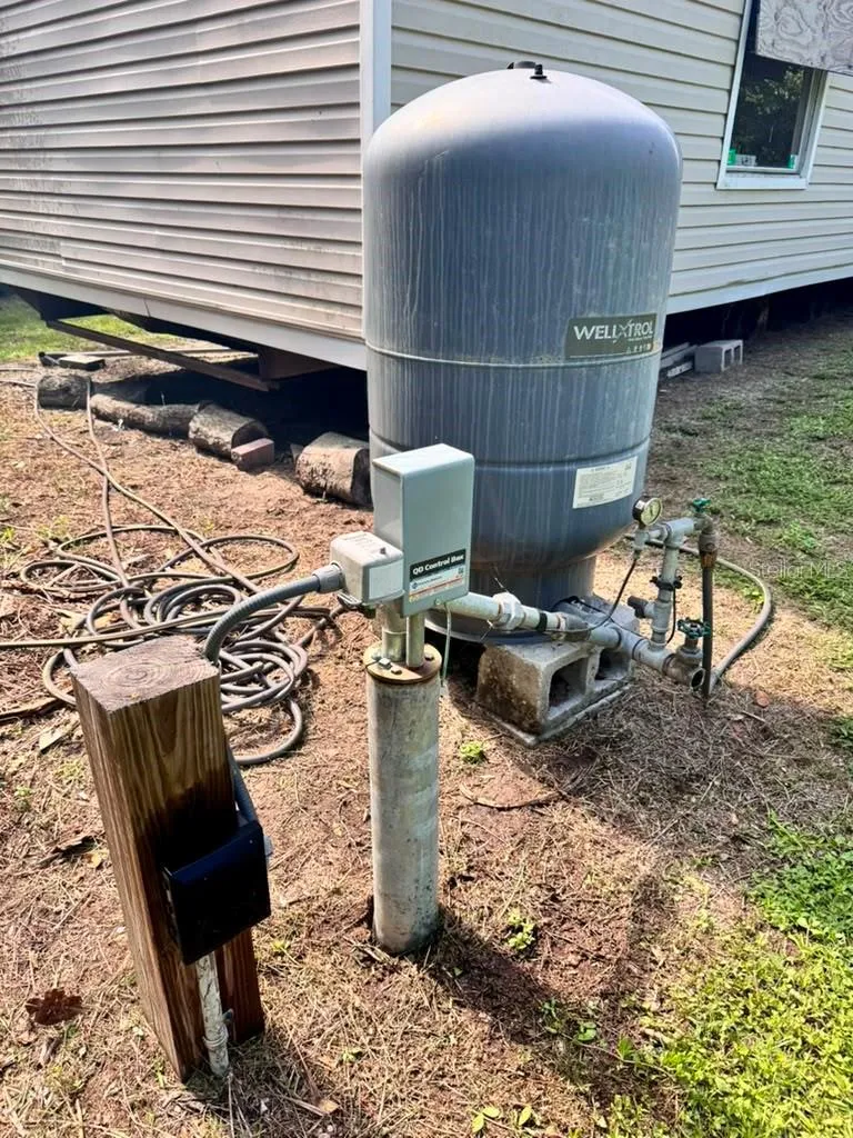 3904 CORK ROAD Plant City, FL 33565