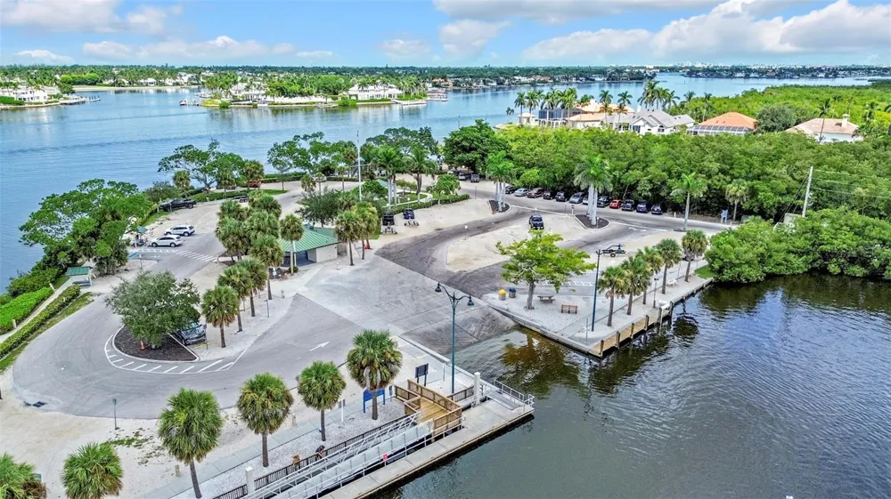 1931 DANFORD STREET Naples, FL 34112