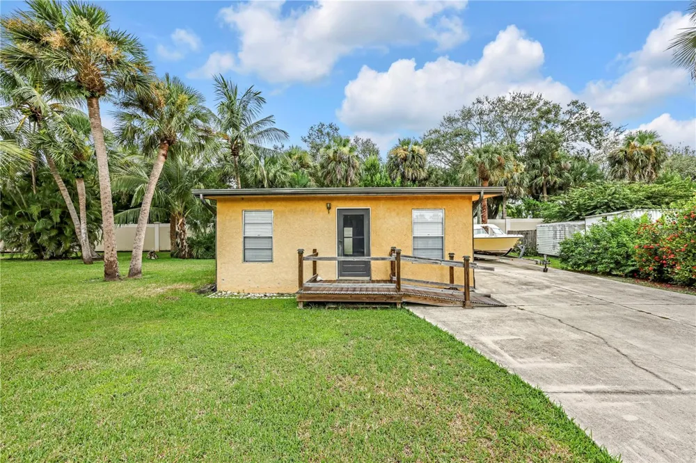 1931 DANFORD STREET Naples, FL 34112