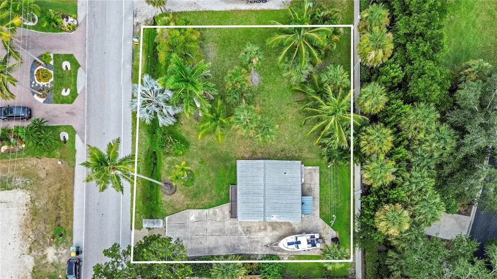 1931 DANFORD STREET Naples, FL 34112