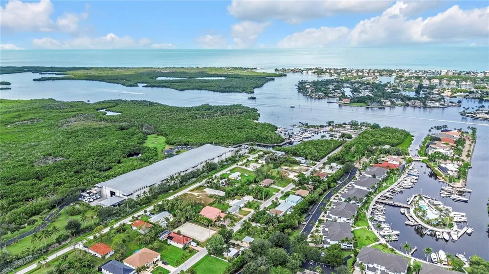 1931 DANFORD STREET Naples, FL 34112