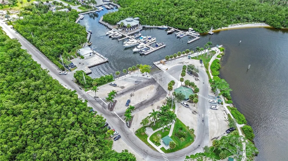 1931 DANFORD STREET Naples, FL 34112