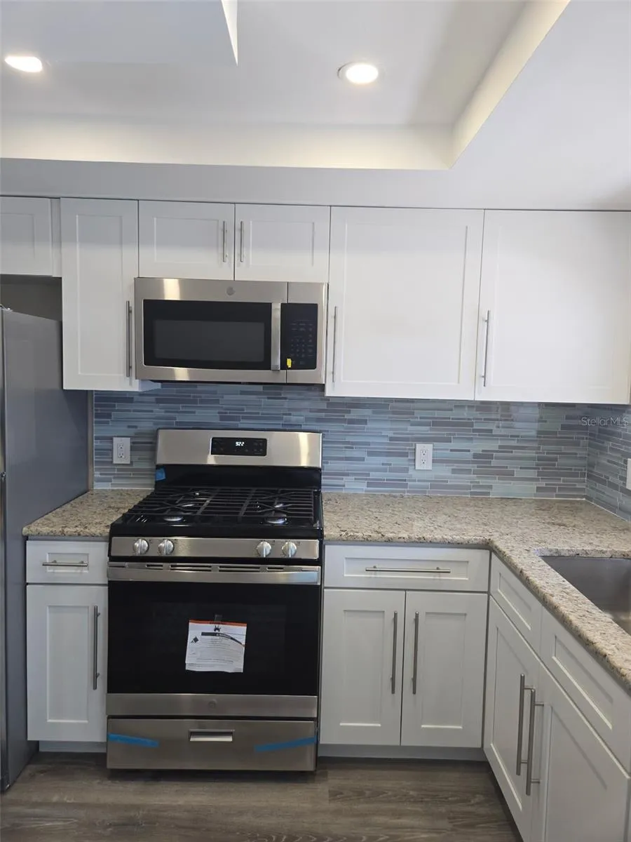 1868 SHORE DRIVE S #102 South Pasadena, FL 33707