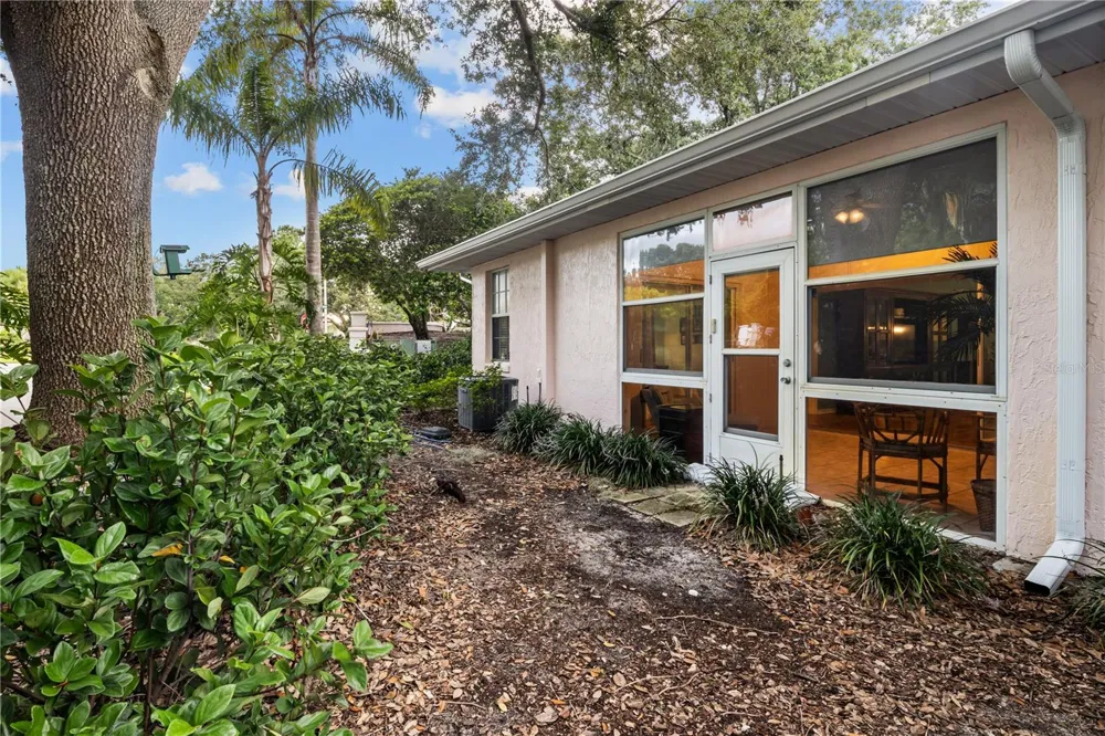 4 ENCLAVE DRIVE Winter Haven, FL 33884