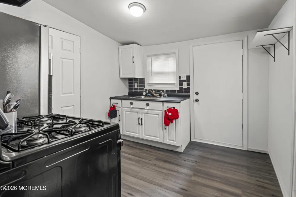 443 Wood Street Burlington City, NJ 08016