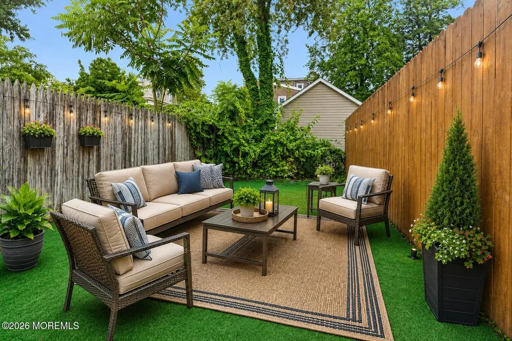 443 Wood Street Burlington City, NJ 08016