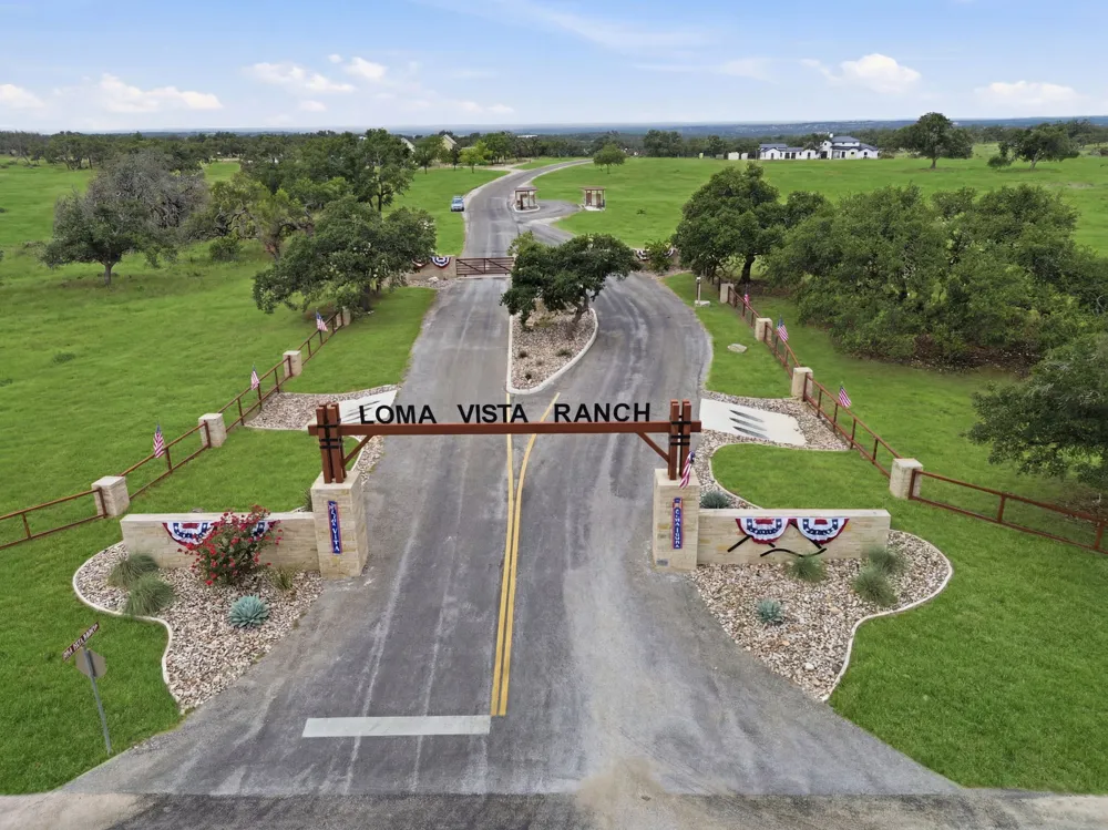 Muy Alto Ranch Drive Harper, TX 78631