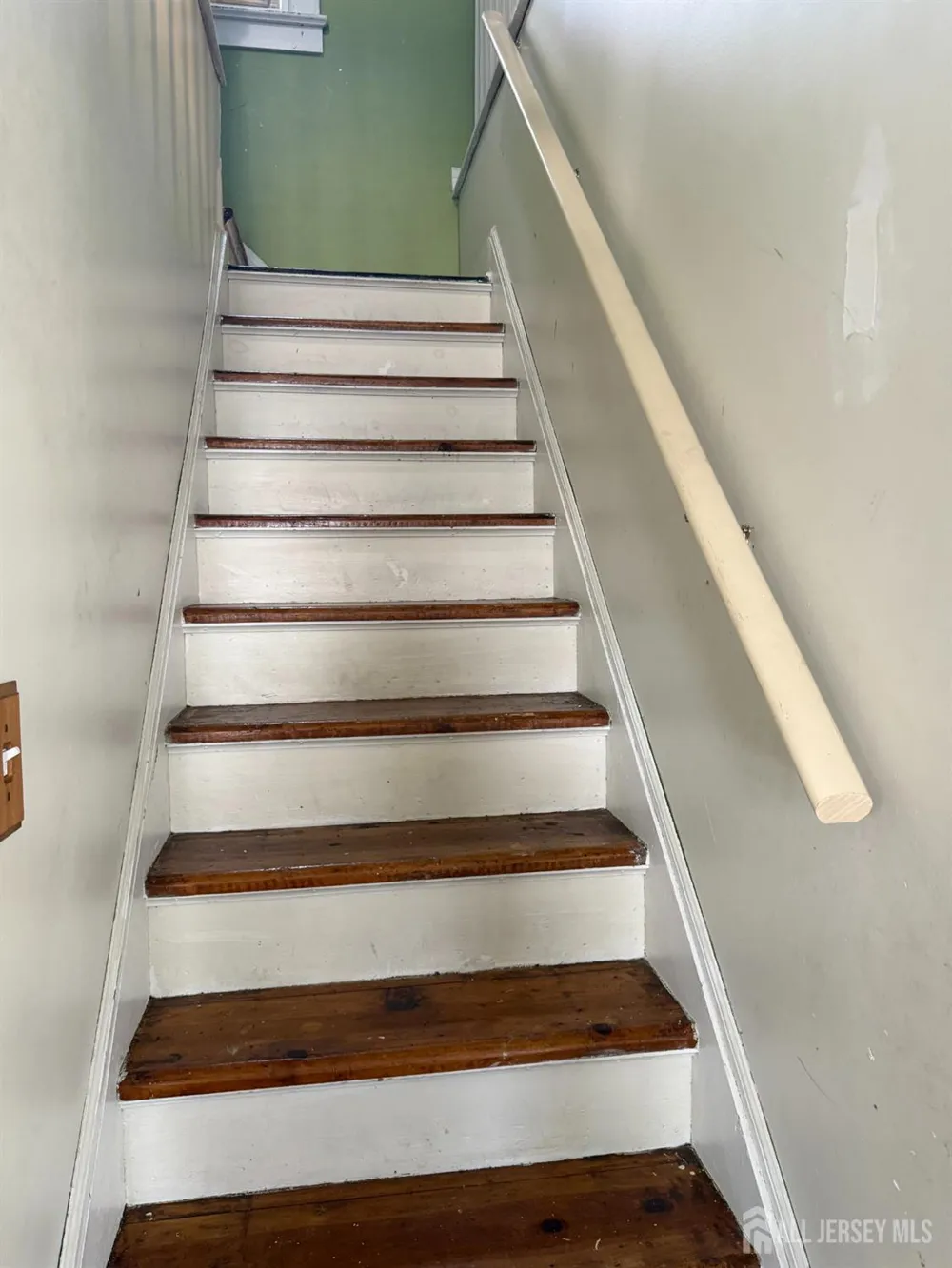 433 S 8th Avenue S Highland Park, NJ 08904