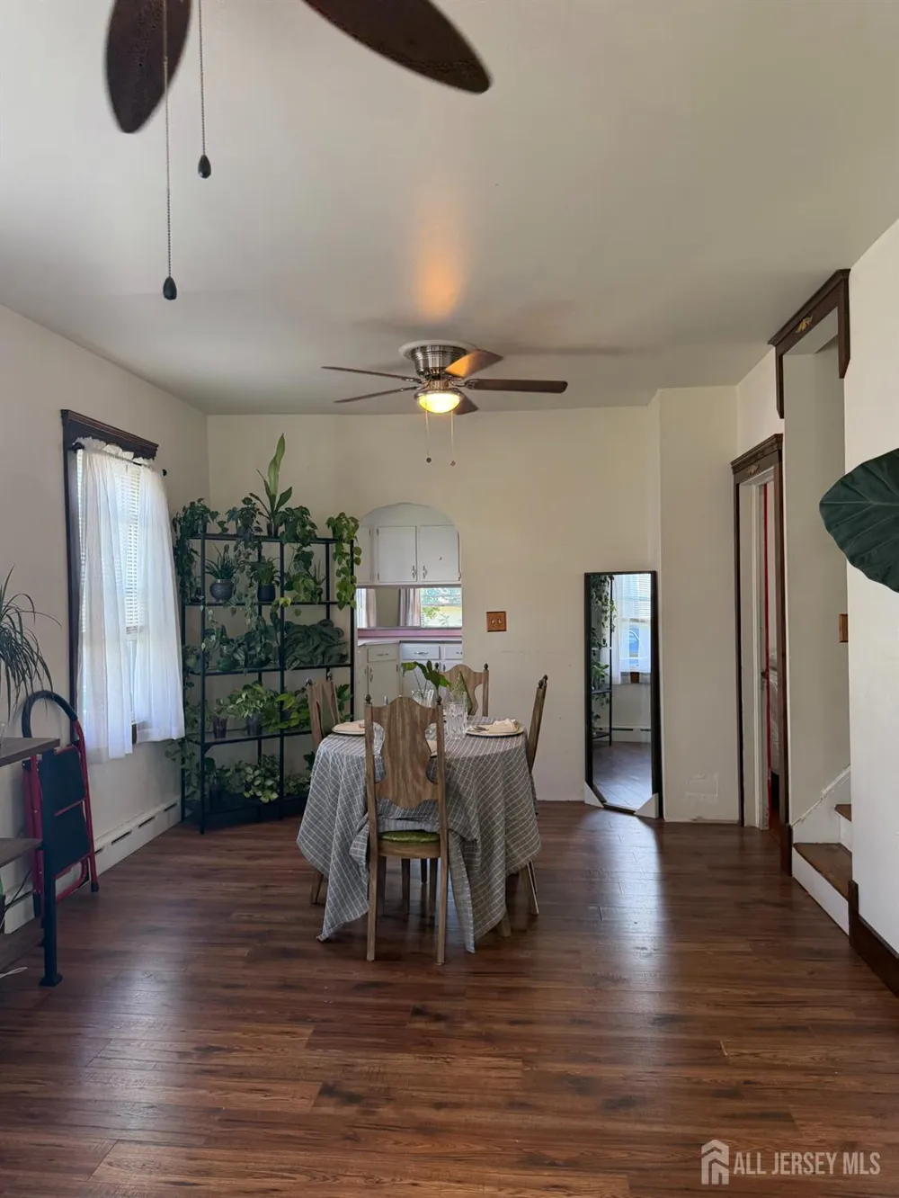 433 S 8th Avenue S Highland Park, NJ 08904