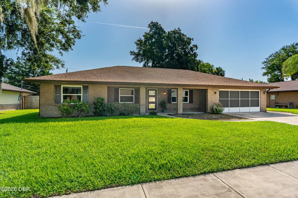1971 Menger Circle South Daytona, FL 32119