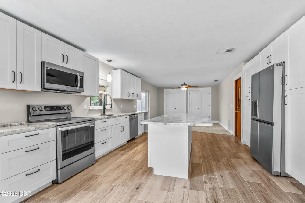 1971 Menger Circle South Daytona, FL 32119
