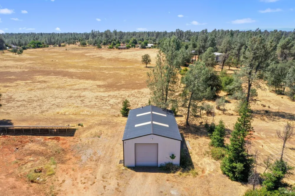 15947 Butterfield Lane Anderson, CA 96007