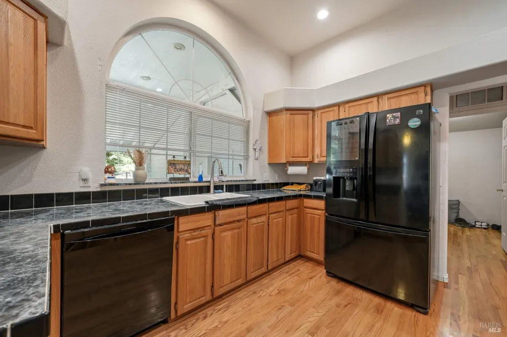 15947 Butterfield Lane Anderson, CA 96007