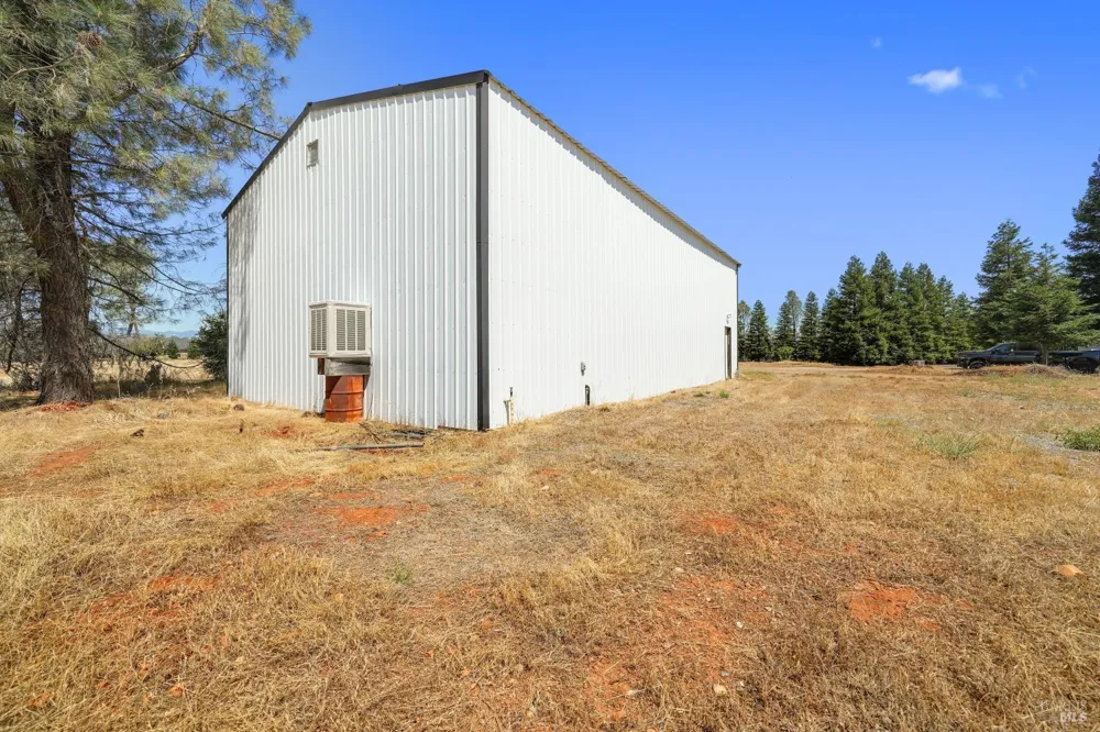 15947 Butterfield Lane Anderson, CA 96007