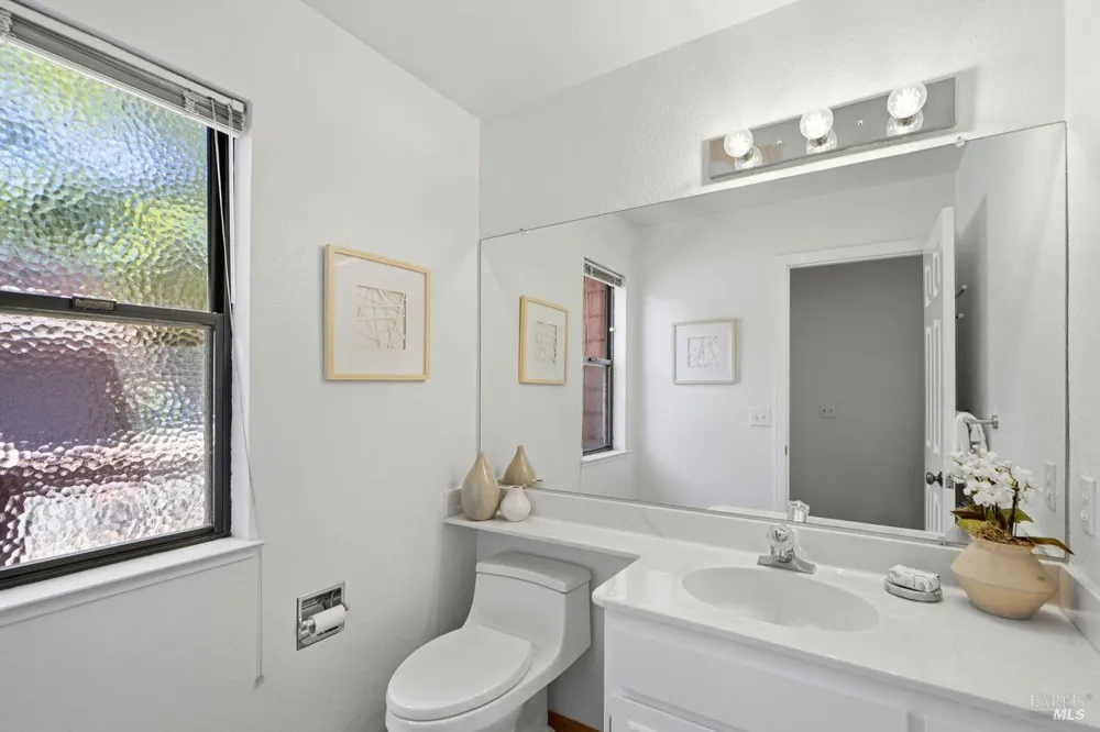 808 Arlene Way Novato, CA 94947