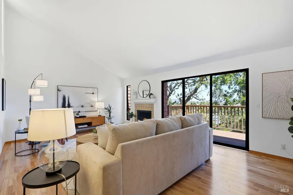 808 Arlene Way Novato, CA 94947