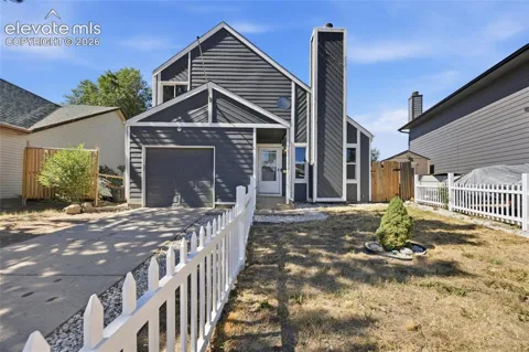 4571 Sunnyhill Drive