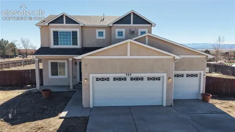 980 W El Nido Drive