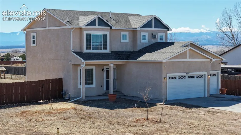 980 W El Nido Drive Pueblo, CO 81007