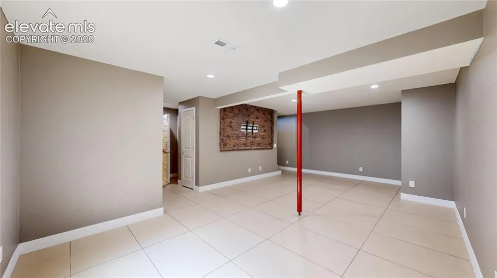 980 W El Nido Drive Pueblo, CO 81007