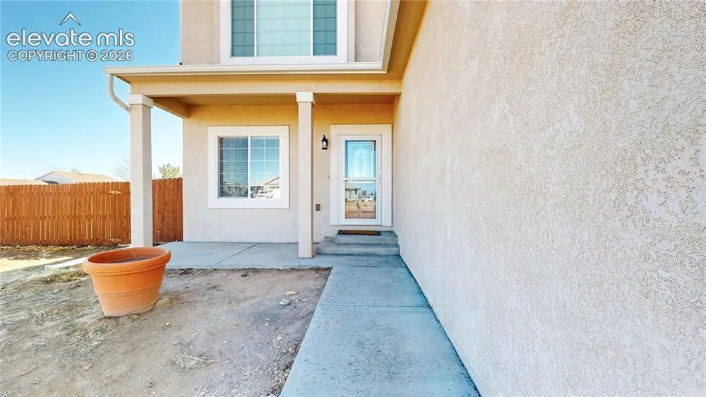 980 W El Nido Drive Pueblo, CO 81007