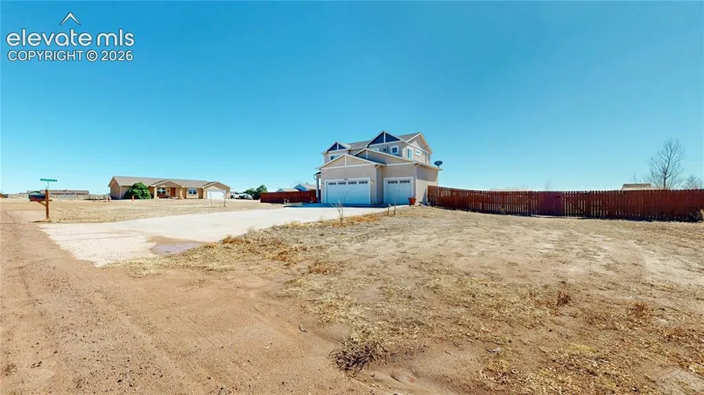 980 W El Nido Drive Pueblo, CO 81007