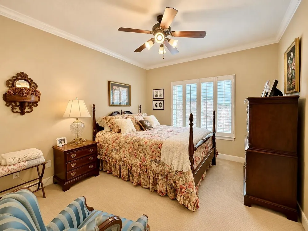 2902 Twisted Oak Drive Brenham, TX 77833