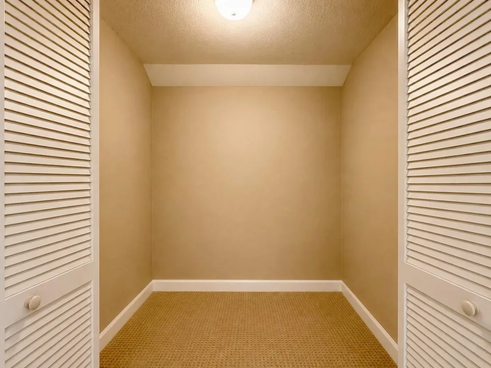 2902 Twisted Oak Drive Brenham, TX 77833