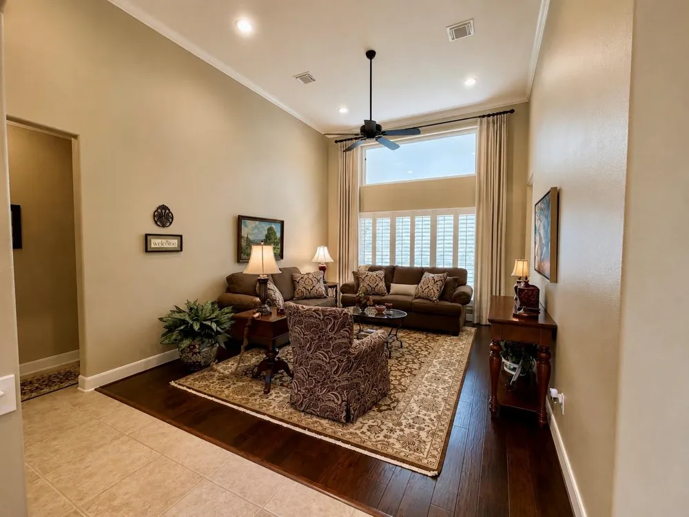 2902 Twisted Oak Drive Brenham, TX 77833