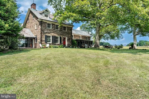 60 HUNTER ROAD