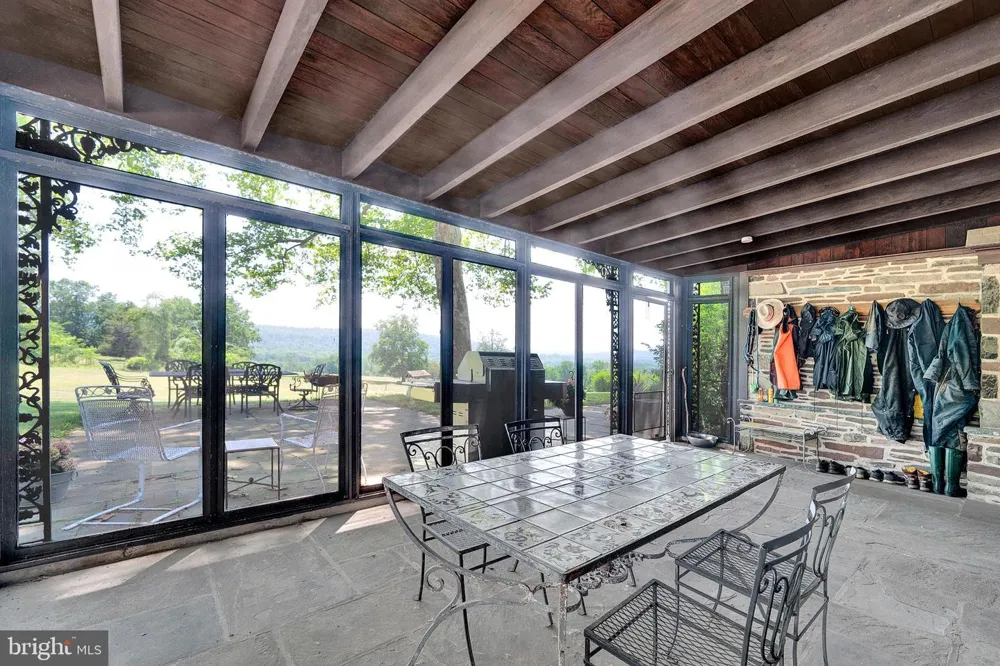 60 HUNTER ROAD Lambertville, NJ 08530