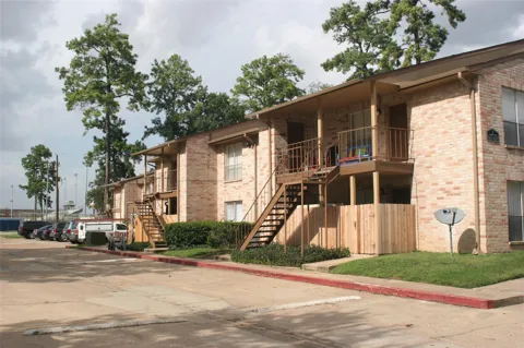 16303 Lyons School Road #304
