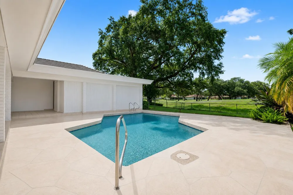 3500 45th Avenue Hollywood, FL 33021