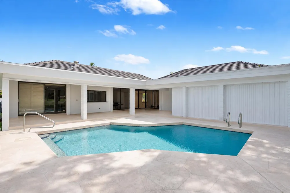 3500 45th Avenue Hollywood, FL 33021