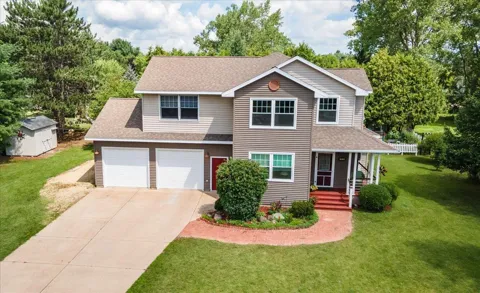 1015 Prairie Circle