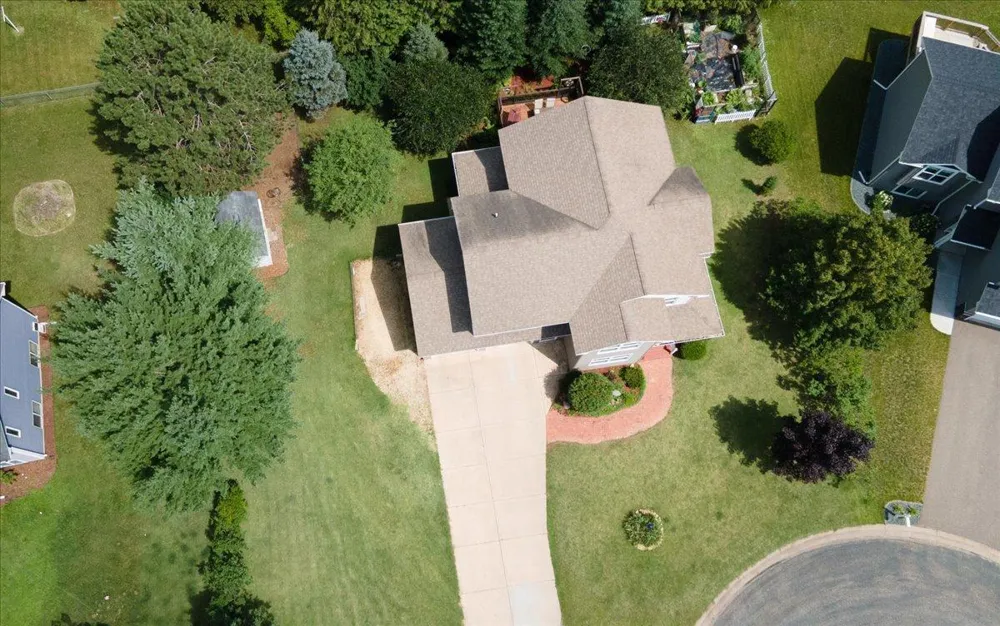 1015 Prairie Circle Menomonie, WI 54751