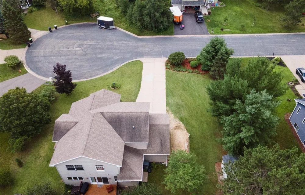 1015 Prairie Circle Menomonie, WI 54751
