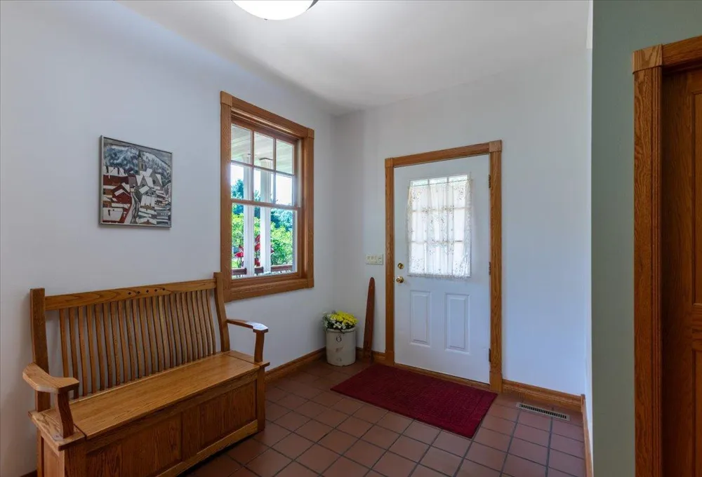 1015 Prairie Circle Menomonie, WI 54751