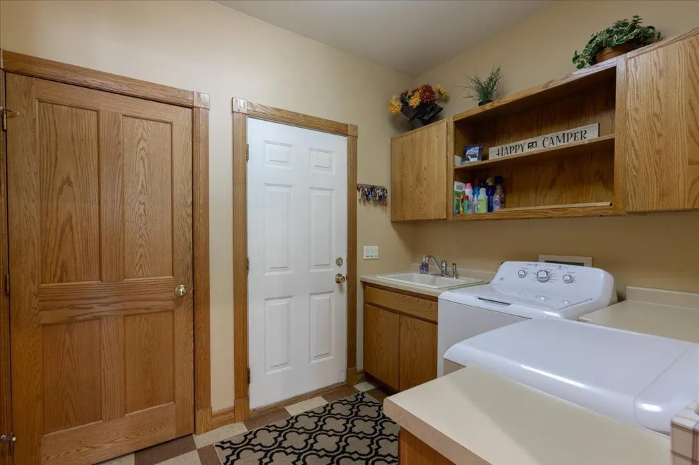 1015 Prairie Circle Menomonie, WI 54751