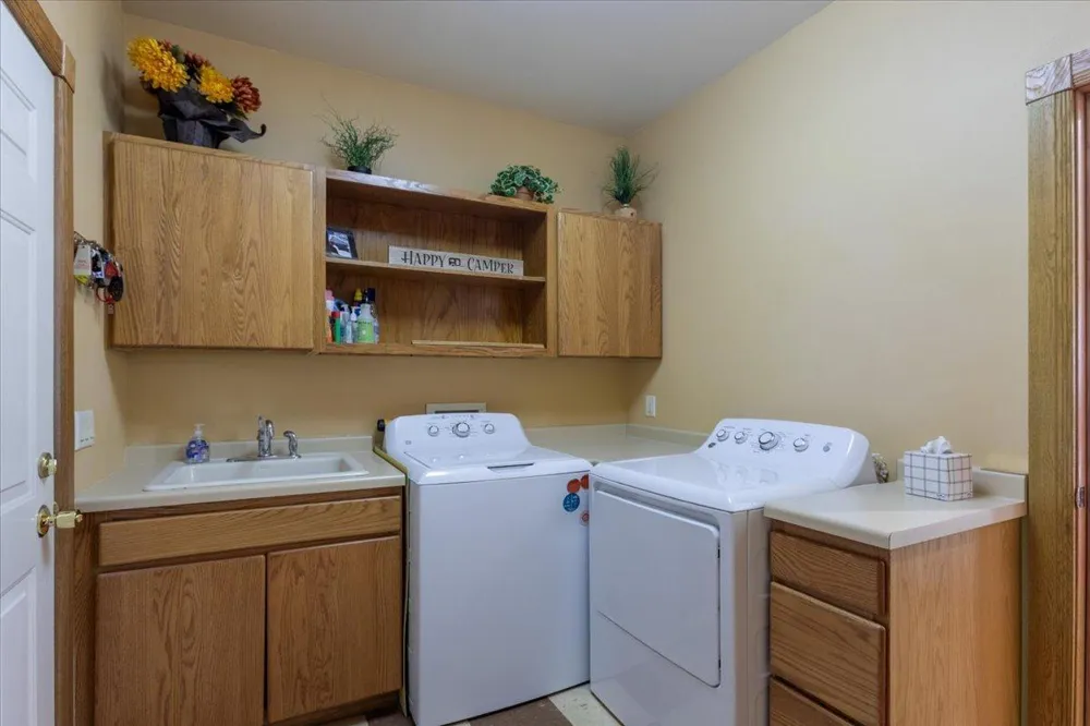 1015 Prairie Circle Menomonie, WI 54751