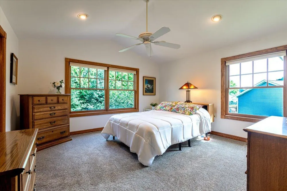 1015 Prairie Circle Menomonie, WI 54751