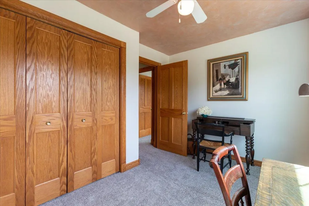 1015 Prairie Circle Menomonie, WI 54751