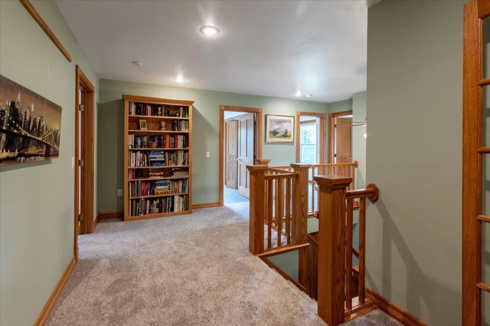 1015 Prairie Circle Menomonie, WI 54751