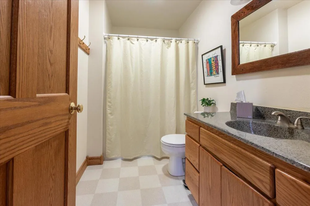 1015 Prairie Circle Menomonie, WI 54751