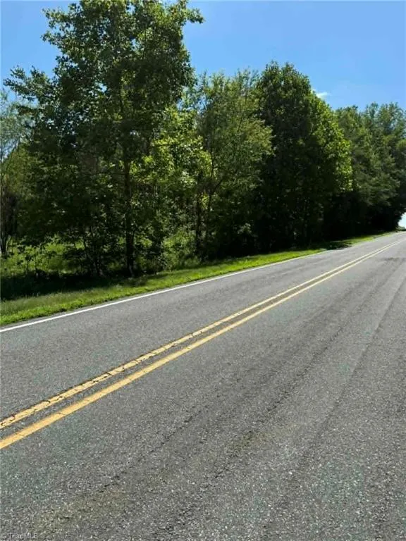 2633 Sprouse Road Boonville, NC 27011
