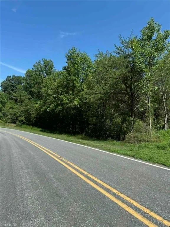 2633 Sprouse Road Boonville, NC 27011